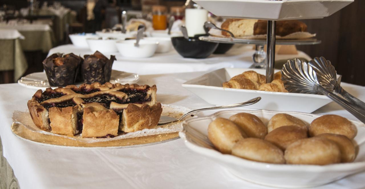 Hotel Aganoor 카스틸리오네델라고 외부 사진